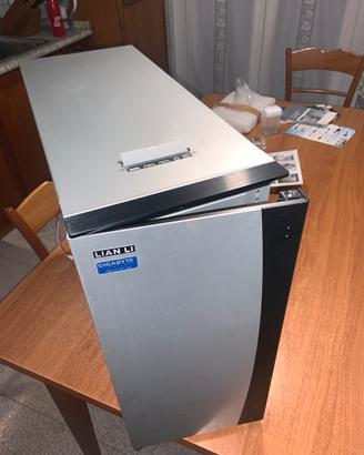 Case Lian Li modello PC-B20