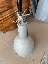 Lampada con plafoniera