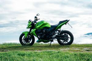 Kawasaki Z750 Verde Metallizzato