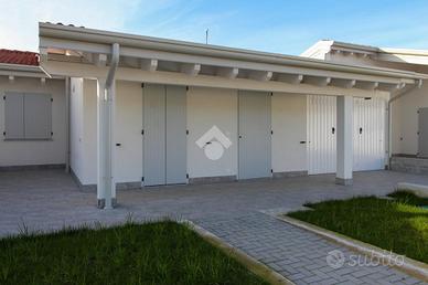 VILLA A SCHIERA A GHEDI