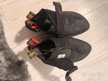 Scarpe arrampicata LA SPORTIVA SKWAMA n.41 ottime
