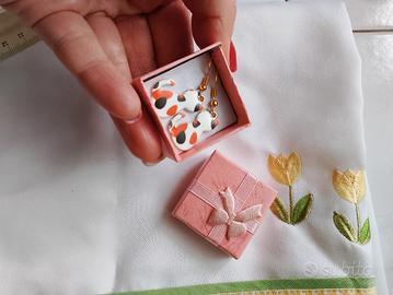 Orecchini Gattino Smaltati – Acciaio Inox Dorato 