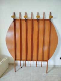 appendiabiti  in legno