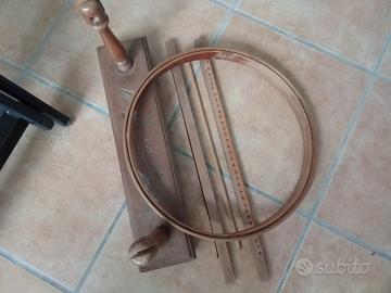 Oggetto di antiquariato (telaio per tessitura)