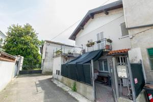 CASA SEMINDIPENDENTE A BALZOLA