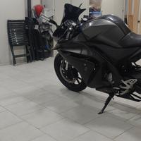 Yamaha yzf r125