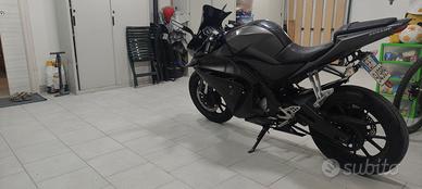 Yamaha yzf r125