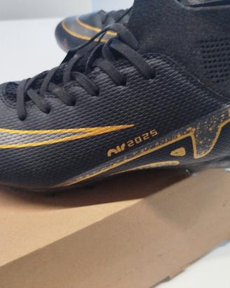 Scarpe Nike per calcio