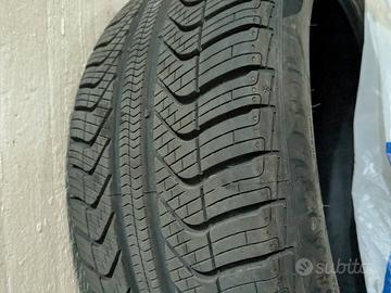 Gomma anteriore sinistra Pirelli - Seat Leon