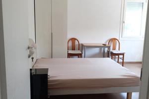 Appartamento tre camere con bagno uso foresteria