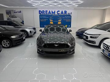 Ford Mustang Convertible 5.0 V8 421CV - Benzina