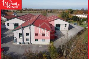 CAPANNONI artigianali a Ruda