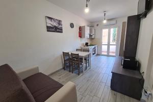 Camere in appartamento a Monserrato