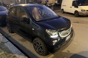 Smart fourfor 1.0 turbo
