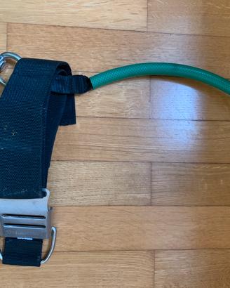 Imbrago per bombola decompressiva