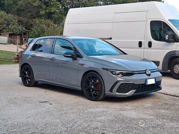 golf 8 gti black edition R