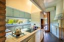 villa-di-450-m²-con-piu-di-5-locali-e-box-auto-dop
