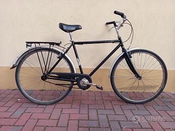 Bici marca BtWin con ruote 28" senza marce