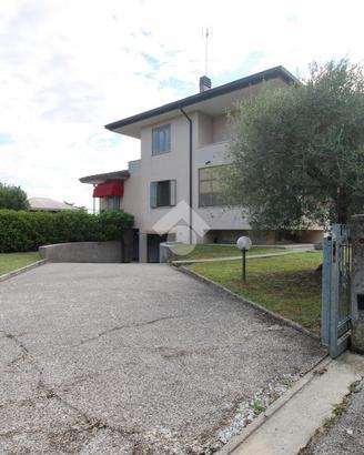 PORZIONE DI BIFAMILIARE A GORGO AL MONTICANO