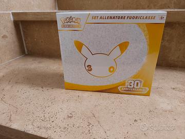 Pokémon etb 30 anniversario 