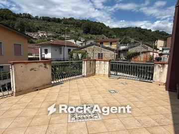 Appartamento di 90 m² con 4 locali a Licciana Nard