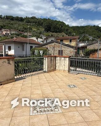 Appartamento di 90 m² con 4 locali a Licciana Nard