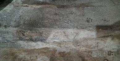 Colonne in pietra  del Vesuvio 