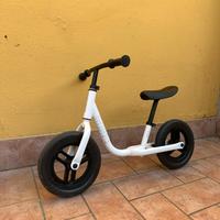 Bicicletta bimbo senza pedali