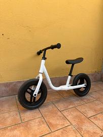 Bicicletta bimbo senza pedali