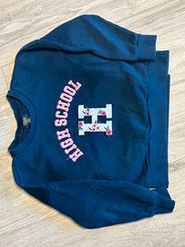 Felpa garzata blu High School con H floreale
