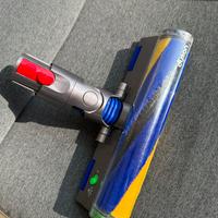 Spazzola Dyson V12 con Led