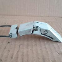 Gancio serbatoio Ducati Monster 600 750 900 prima