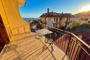 2 LOCALI A COSTARAINERA