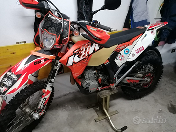 Moto ktm cilindrata 450