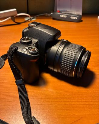 NIKON D 60