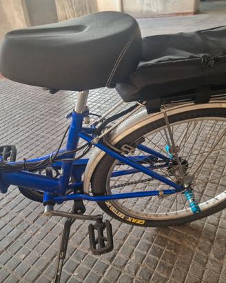 bicicletta  elettrica ucraina pieghevole