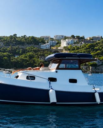 GOZZO CABINATO con motore  fuoribordo 40cv