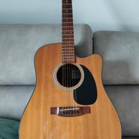 chitarra elettroacustica