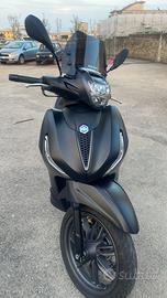 Piaggio beverly 300 hpe