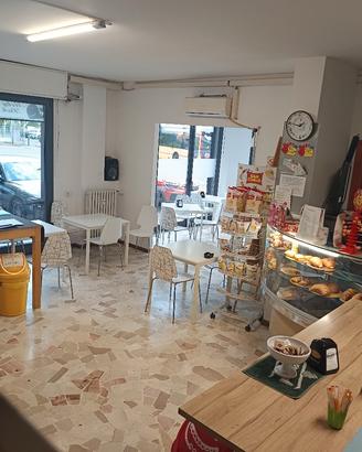 Attività di bar ristoro, volendo anche pizzeria