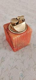 Accendino vintage in alabastro rosso e ottone 