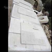 Piastrella di pietra naturale