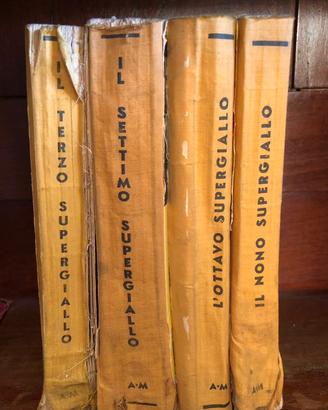 Lotto 4 Supergiallo 1935-41 Christie Wallace