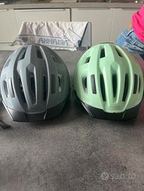 Casco monopattino o bici