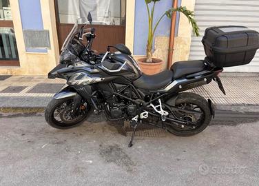 Benelli Trk 502x