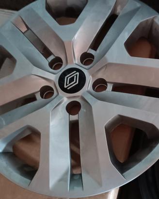 cerchi in ferro per kangoo Renault 5  fori