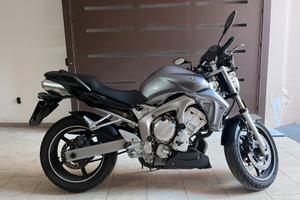 Yamaha FZ6
