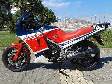 honda VF 500 F  VF500F2 pezzi di ricambio 