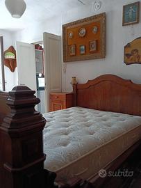 Letto antico una piazza e mezza