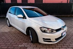 VW Golf7 1.4 Highline.Molto bella. Motor Gira male